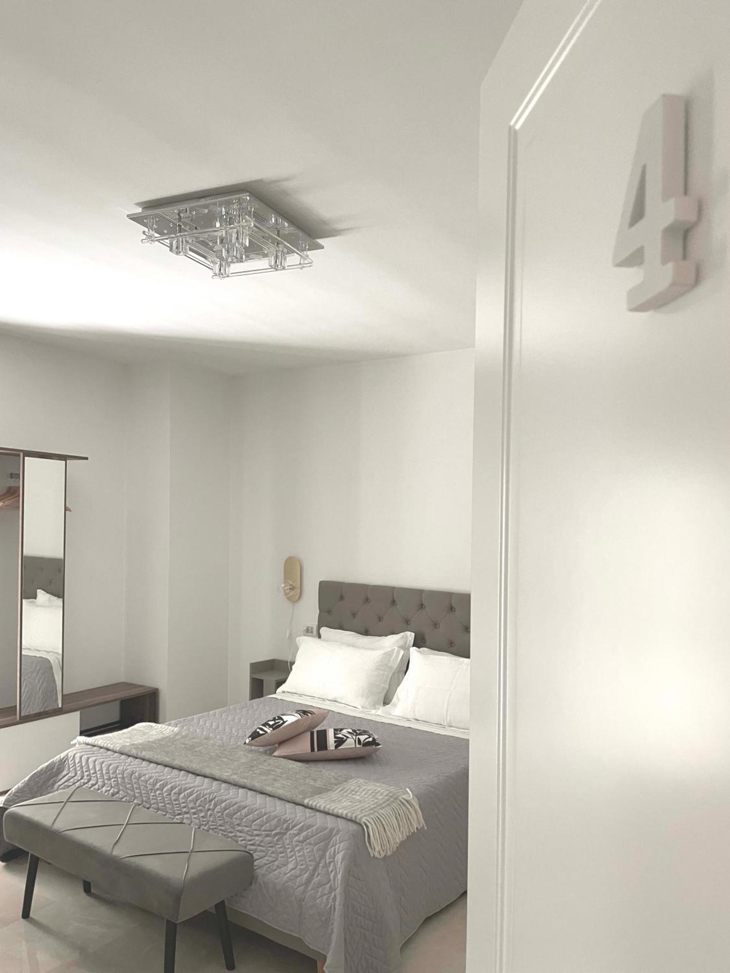 Augustea Bed & Breakfast Sannicandro di Bari Екстериор снимка