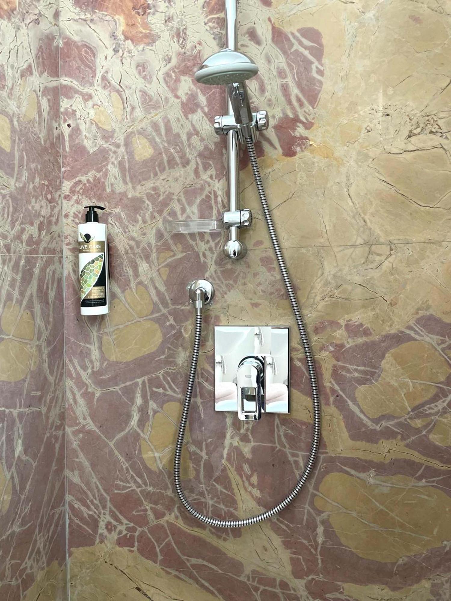 Augustea Bed & Breakfast Sannicandro di Bari Екстериор снимка