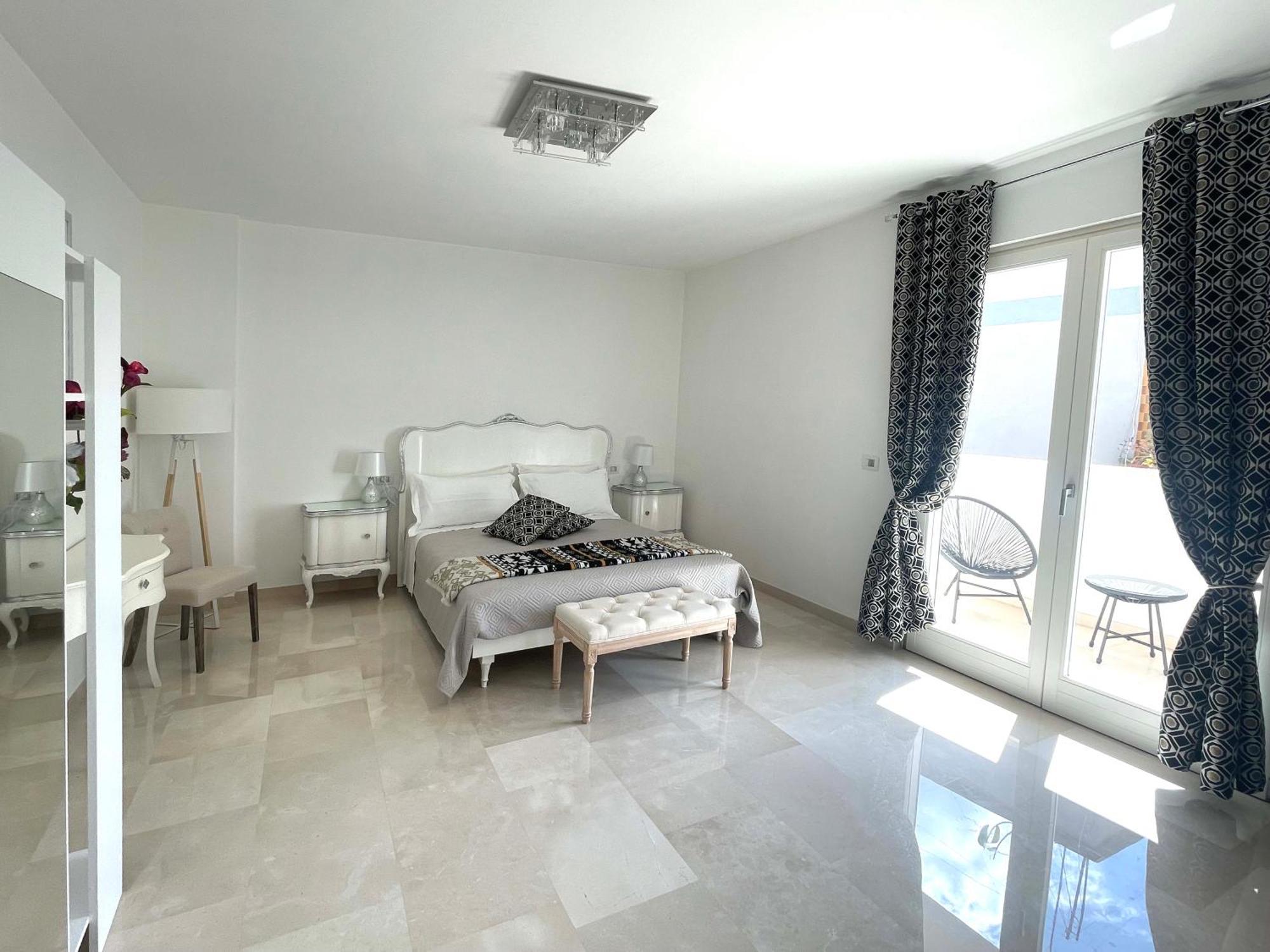 Augustea Bed & Breakfast Sannicandro di Bari Екстериор снимка